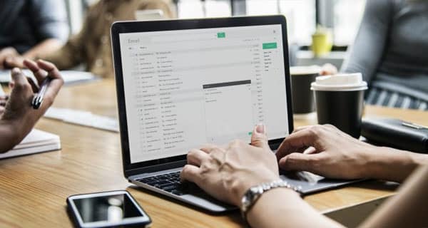 EmployeesToPersonalEmails-FI